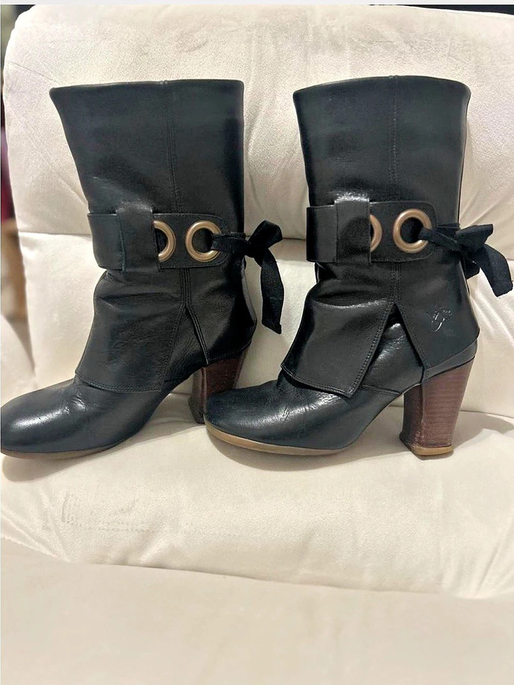 John Fluevog Sopranos INGE black leather boots 2007 vintage SZ 6